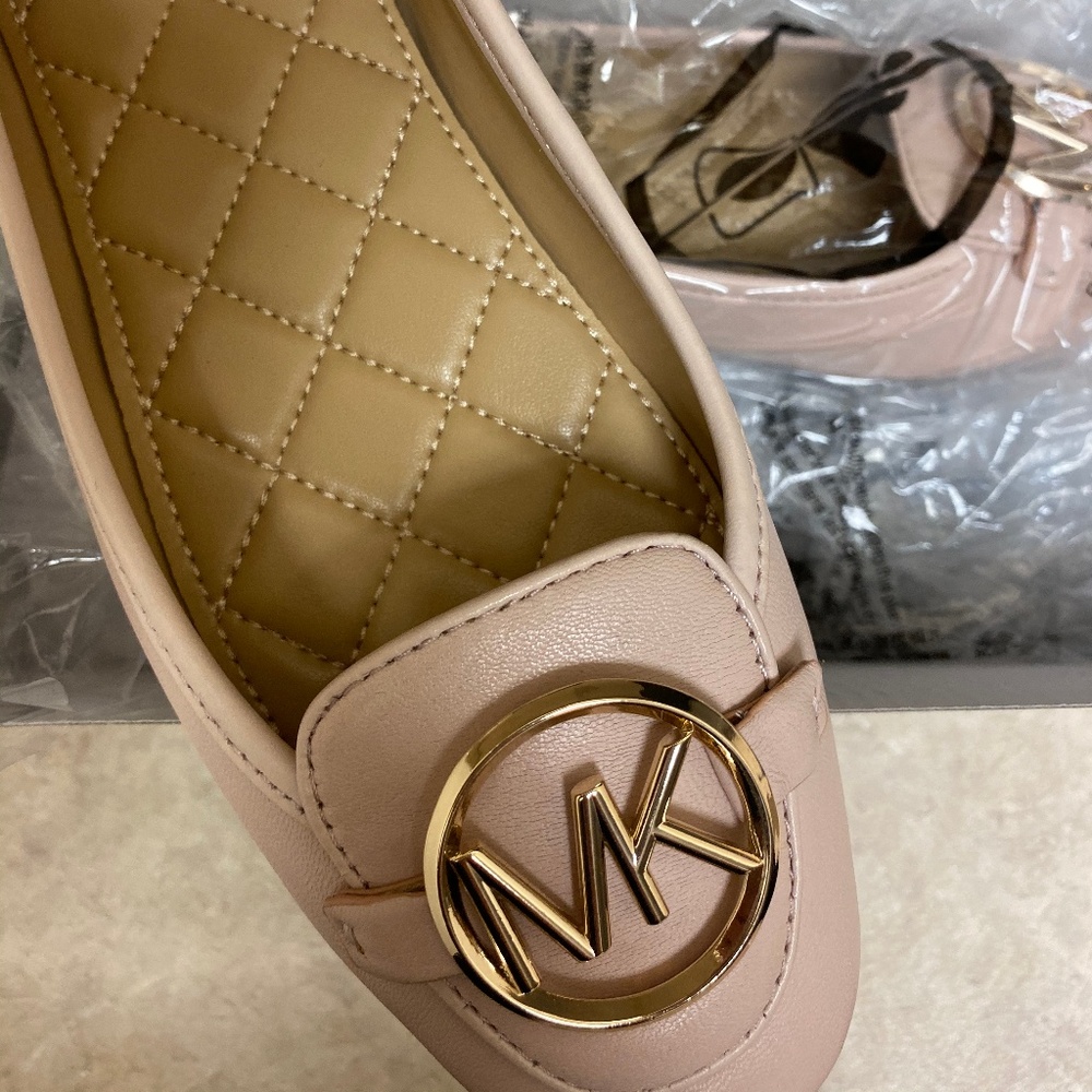 Michael Kors Women Lillie Moccasins Leather Flats - Picture 5 of 5
